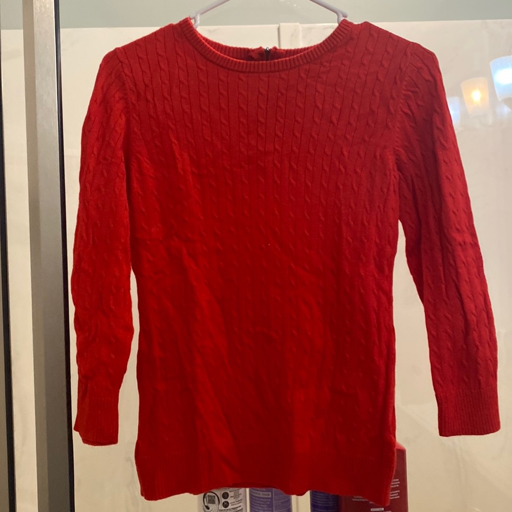 Women’s XS orange half sleeve sweater.